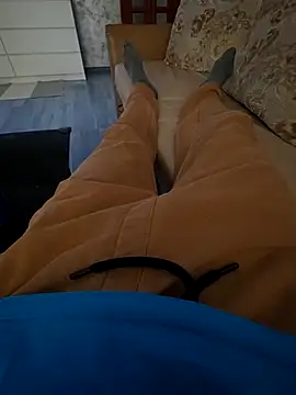 Snapshot of Foxbiker chatting on 10/17/25, 11:24 Foxbiker online show from 10/17/25, 11:24