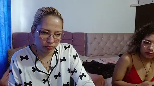 LITTLEKITTY19 online show from 01/31/26, 07:11