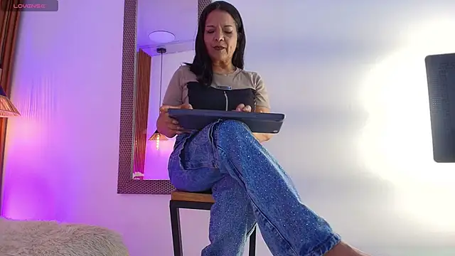 Snapshot of EvaGoddess_ chatting on 03/18/26, 04:32 EvaGoddess online show from 03/18/26, 04:32