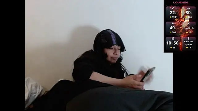 Acelinrose online show from 10/25/25, 10:37