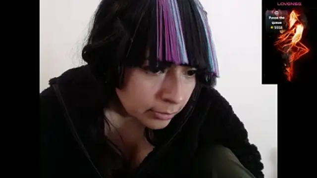 Acelinrose online show from 11/12/25, 12:49