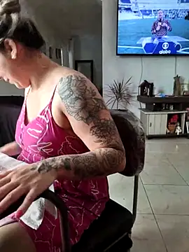 Barbie 13 online show from 10/26/25, 06:25