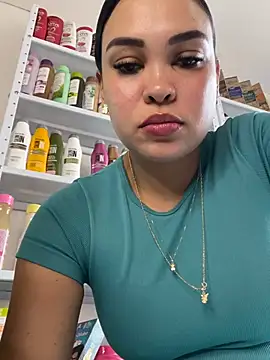 Snapshot of FOX_LATINA chatting on 07/15/26, 09:31 FOX LATINA online show from 07/15/26, 09:31