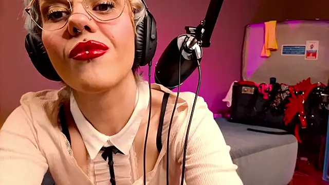 tacodeluxxxe online show from 10/02/25, 10:39