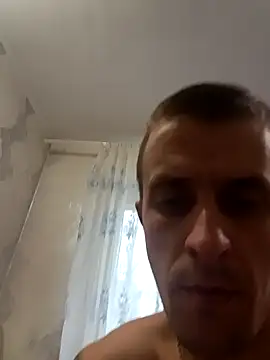 Adidas7217 online show from 12/17/25, 08:31