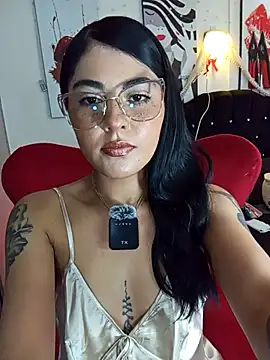 ValeNiitaLuv online show from 01/10/26, 08:21