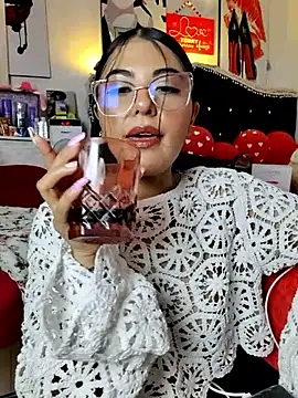 ValeNiitaLuv online show from 03/01/26, 02:46