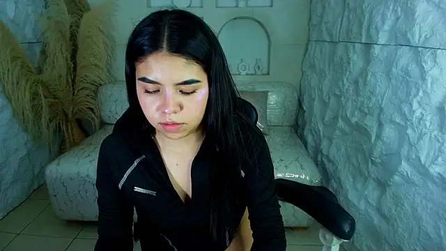 ambarina r online show from 10/25/25, 03:25