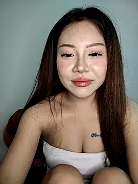 -Bianca- online show from 11/13/25, 04:06