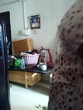 TeluguCuplehyd online show from 01/09/26, 04:04