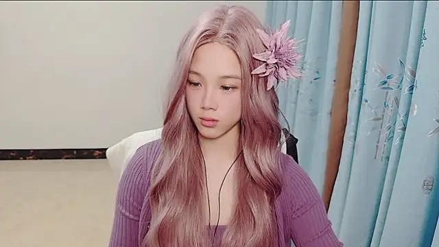 Cherry S online show from 10/21/25, 02:34