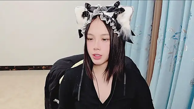 Cherry S online show from 10/23/25, 03:00