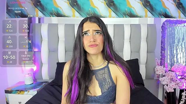 IsaDiiaz online show from 03/27/26, 04:29