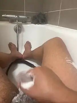 reubeu74 online show from 09/20/25, 09:10