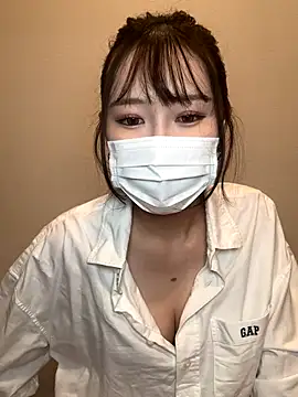 Snapshot of cococ_55 chatting on 10/05/25, 12:25 cococ 55 online show from 10/05/25, 12:25