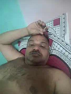 Snapshot of sexsri chatting on 10/08/25, 05:05 sexsri online show from 10/08/25, 05:05