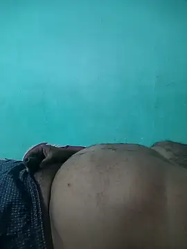 Snapshot of sexsri chatting on 10/17/25, 05:04 sexsri online show from 10/17/25, 05:04