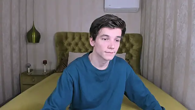 Snapshot of alfred_joness chatting on 09/23/25, 07:33 alfred joness online show from 09/23/25, 07:33