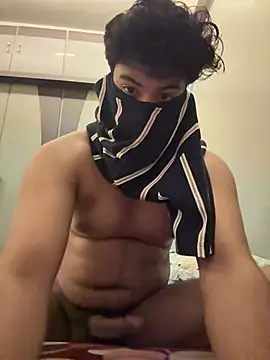 Snapshot of hiii_hottea chatting on 01/17/26, 01:05 hiii hottea online show from 01/17/26, 01:05