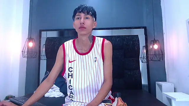 Snapshot of Daniel_delux_ chatting on 09/25/25, 12:53 Daniel delux online show from 09/25/25, 12:53