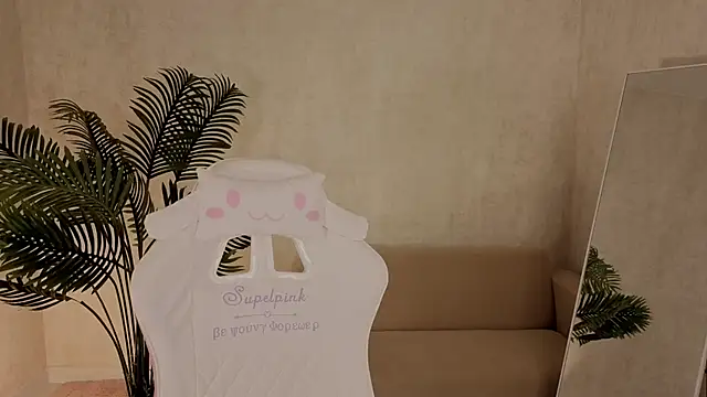 kianawhite online show from 11/20/25, 09:20