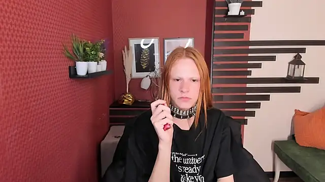 ChloeValentinee online show from 10/04/25, 10:57