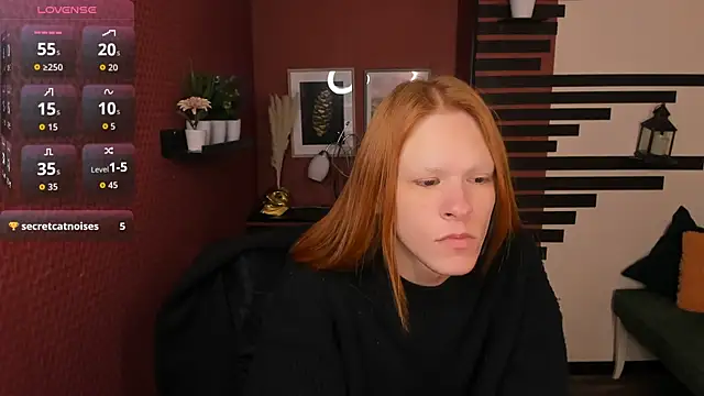 ChloeValentinee online show from 11/04/25, 12:15