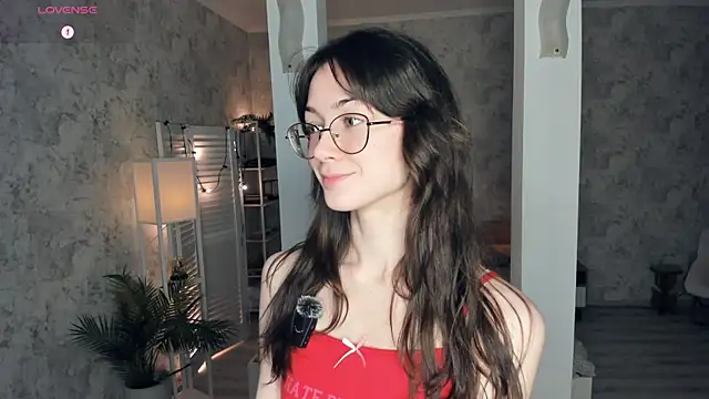 ReneeLippeatt online show from 11/16/25, 07:30