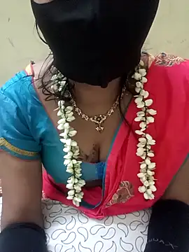 Snapshot of jasminetaml chatting on 11/08/25, 08:07 jasminetaml online show from 11/08/25, 08:07