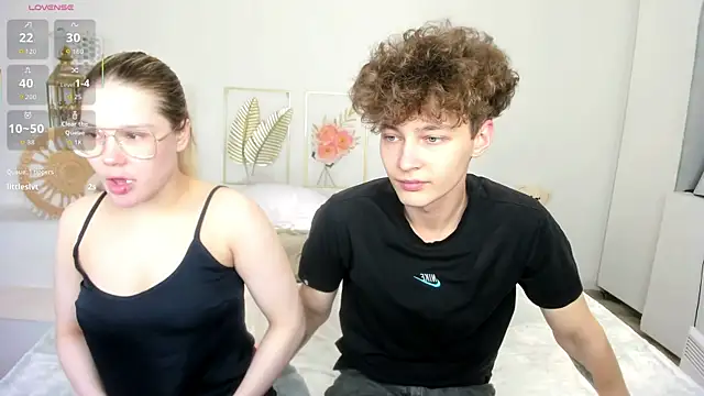 LisaRiza online show from 10/16/25, 09:32