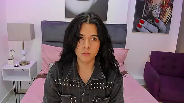 Angel Dustts online show from 11/08/25, 07:12