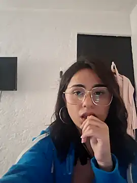 Snapshot of Akane24 chatting on 09/23/25, 10:46 Akane24 online show from 09/23/25, 10:46