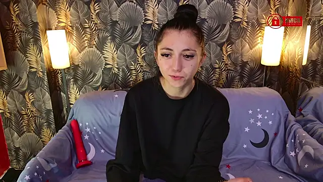 Charming LIA online show from 11/08/25, 05:01