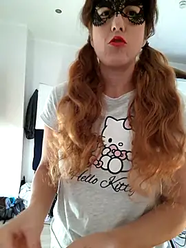 Snapshot of Naughty-Layla chatting on 10/11/25, 05:50 Naughty-Layla online show from 10/11/25, 05:50