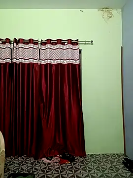 School medam online show from 10/15/25, 03:45