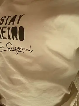 Snapshot of anayahotty chatting on 10/07/25, 08:55 anayahotty online show from 10/07/25, 08:55