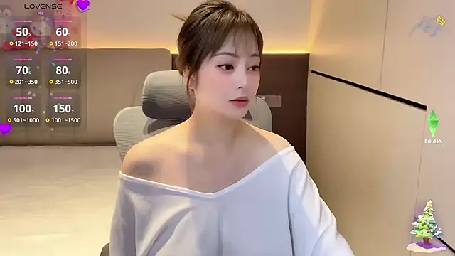 Snapshot of Koo-liy chatting on 07/23/26, 07:06 Koo-liy online show from 07/23/26, 07:06