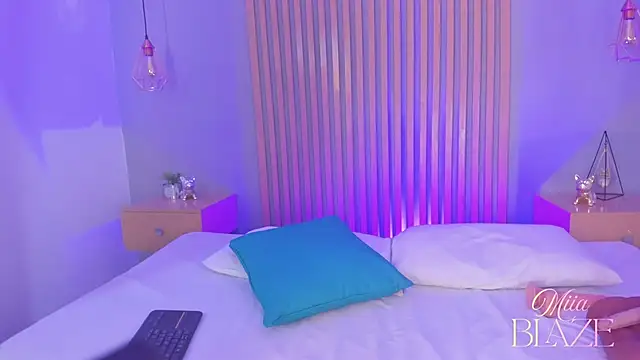 miia blaze online show from 03/24/26, 01:05