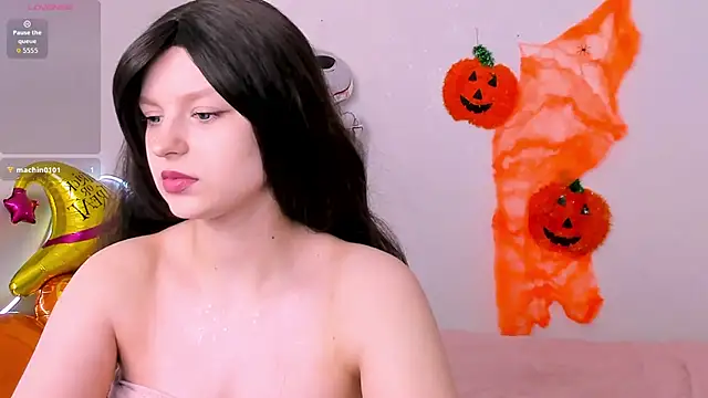 Snapshot of AishaAysitt chatting on 10/26/25, 03:23 AishaAysitt online show from 10/26/25, 03:23