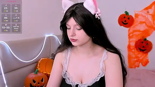 Snapshot of AishaAysitt chatting on 11/02/25, 03:20 AishaAysitt online show from 11/02/25, 03:20