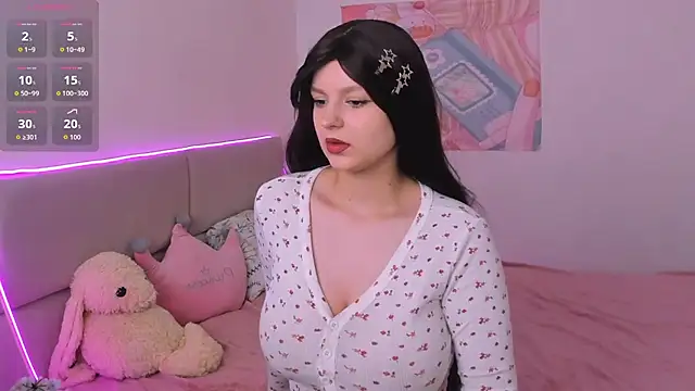 Snapshot of AishaAysitt chatting on 11/16/25, 03:12 AishaAysitt online show from 11/16/25, 03:12