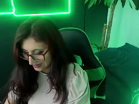 VictoriaSpenser online show from 10/14/25, 06:31