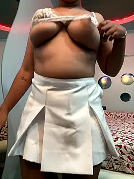 Snapshot of Lolalopez746 chatting on 10/25/25, 06:10 Lolalopez746 online show from 10/25/25, 06:10