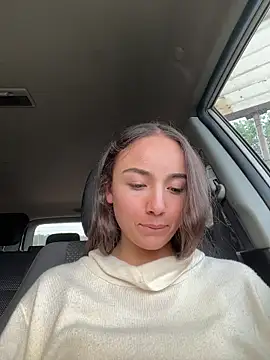 Snapshot of Innerpeace_ chatting on 04/05/26, 08:17 Innerpeace online show from 04/05/26, 08:17