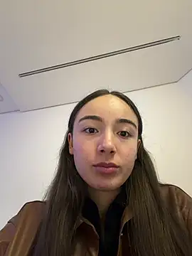 Snapshot of Innerpeace_ chatting on 04/07/26, 01:22 Innerpeace online show from 04/07/26, 01:22