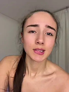 Snapshot of Innerpeace_ chatting on 04/08/26, 01:27 Innerpeace online show from 04/08/26, 01:27