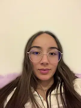 Snapshot of Innerpeace_ chatting on 04/09/26, 05:18 Innerpeace online show from 04/09/26, 05:18