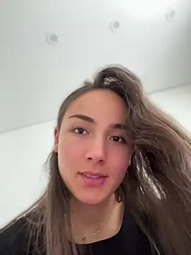 Snapshot of Innerpeace_ chatting on 04/17/26, 07:06 Innerpeace online show from 04/17/26, 07:06