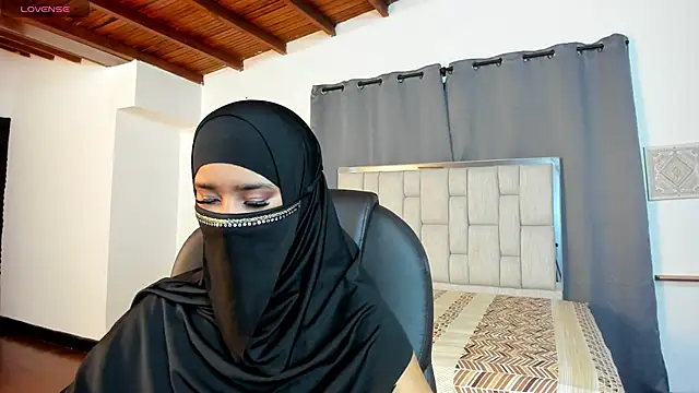 kalila latif online show from 11/06/25, 02:56