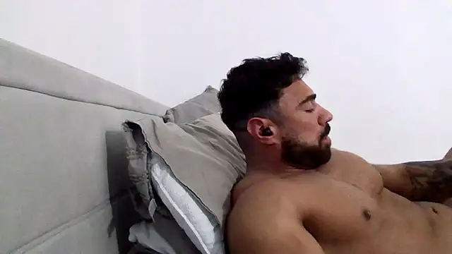 GymKing99 online show from 02/05/26, 12:10